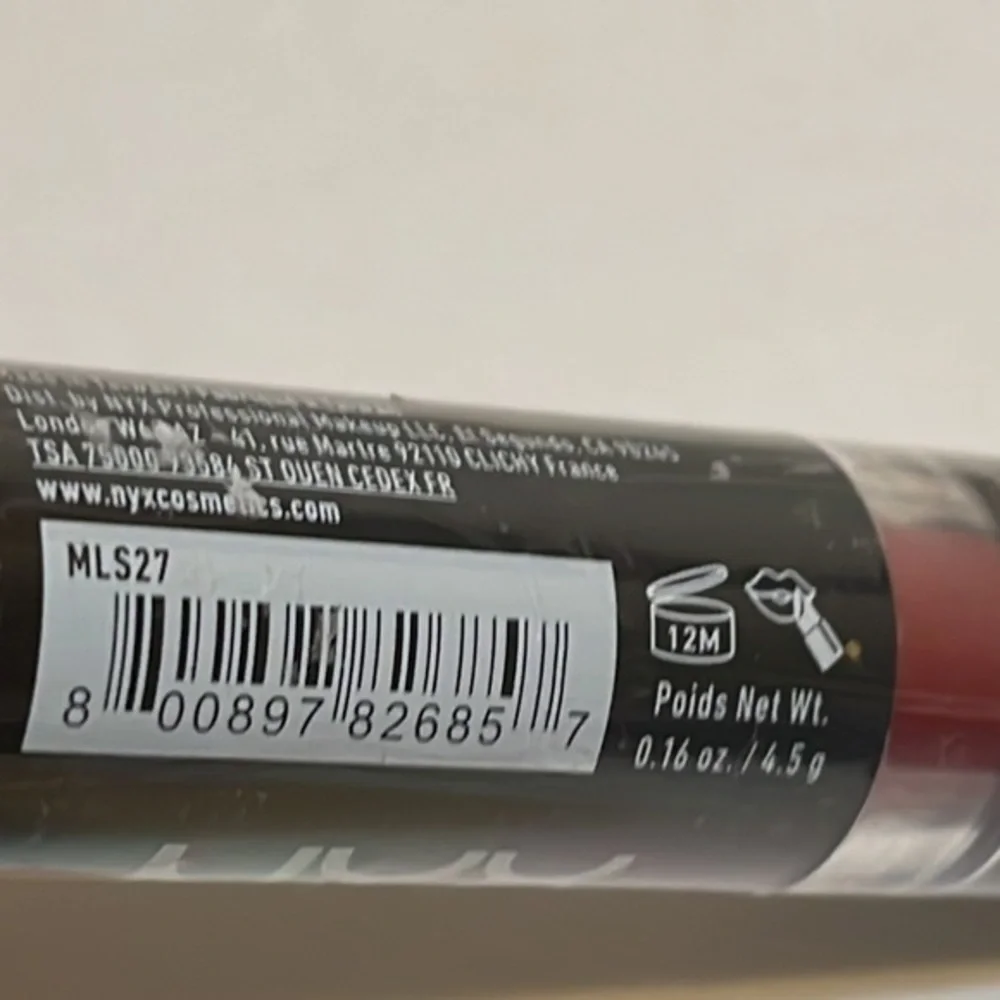 NYX Makeup lipstick Matte Eden MLS27 Sz .16oz
